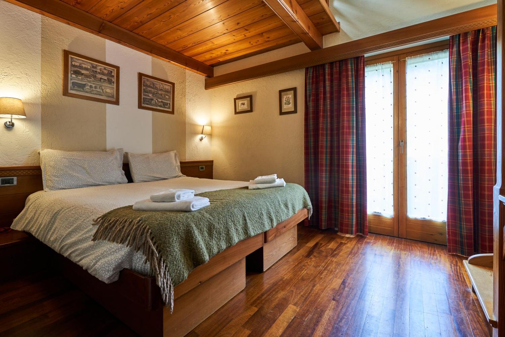 Hotel Walser กูร์มาเยอร์ ภายนอก รูปภาพ