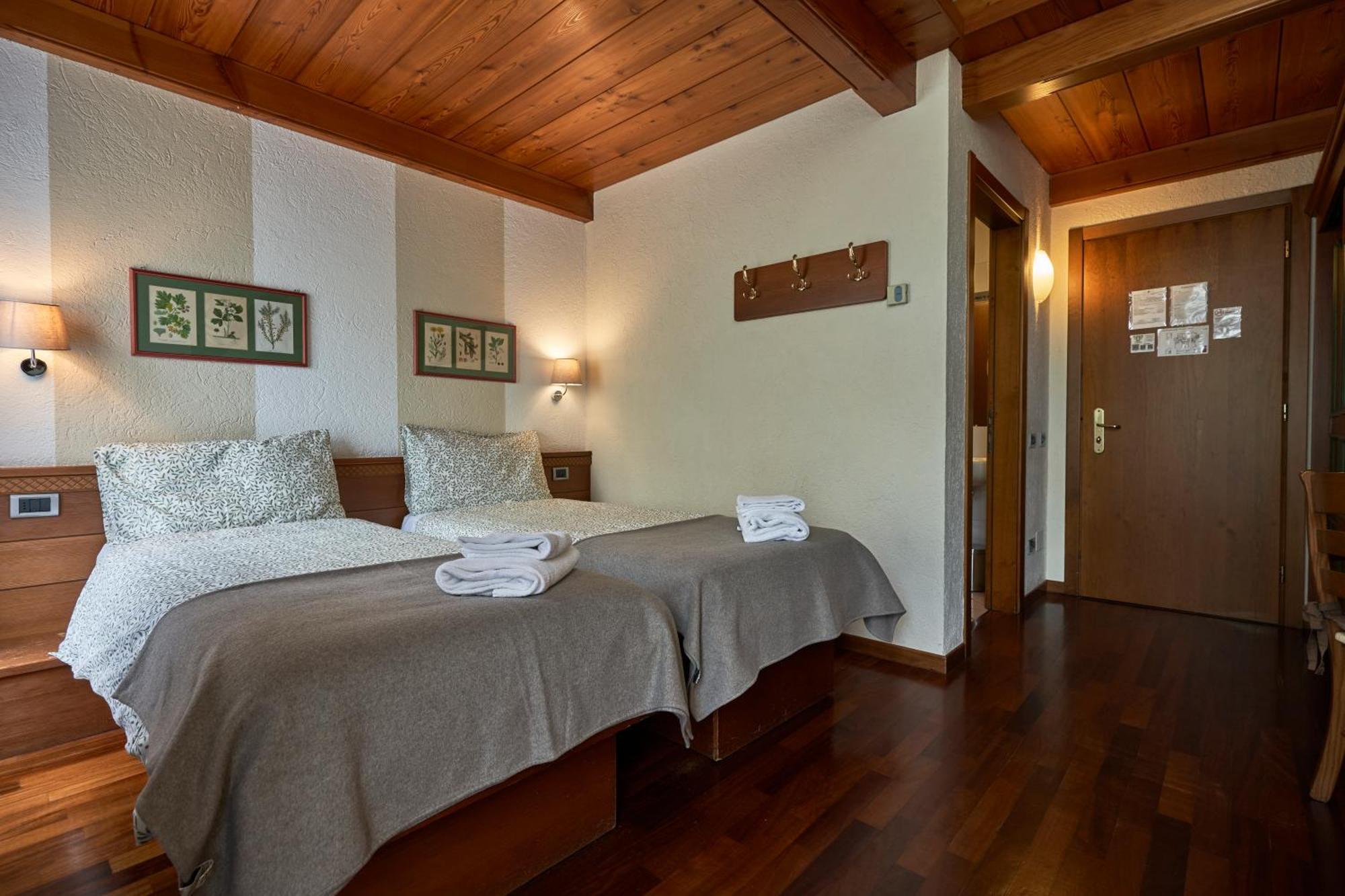 Hotel Walser กูร์มาเยอร์ ภายนอก รูปภาพ